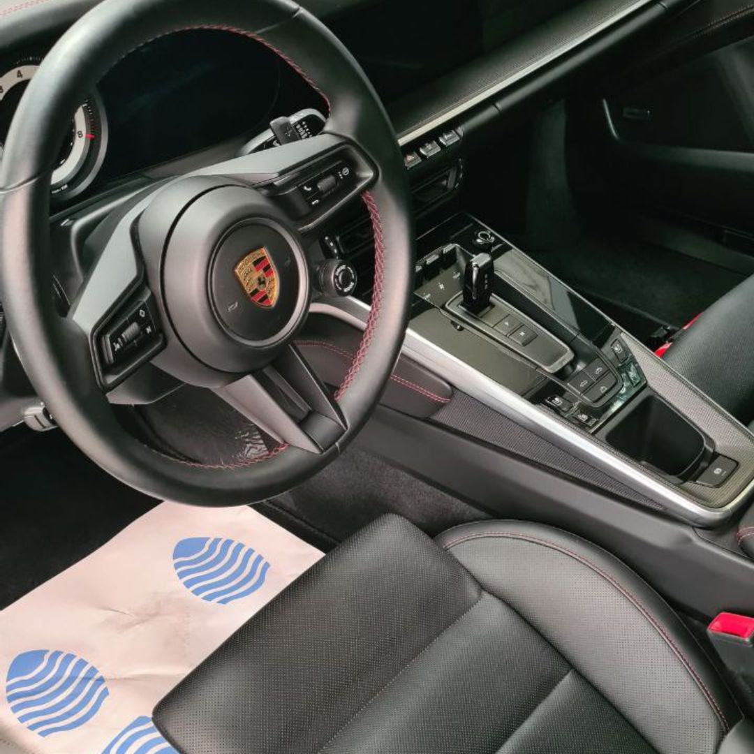 Limpieza interior Porsche Carrera